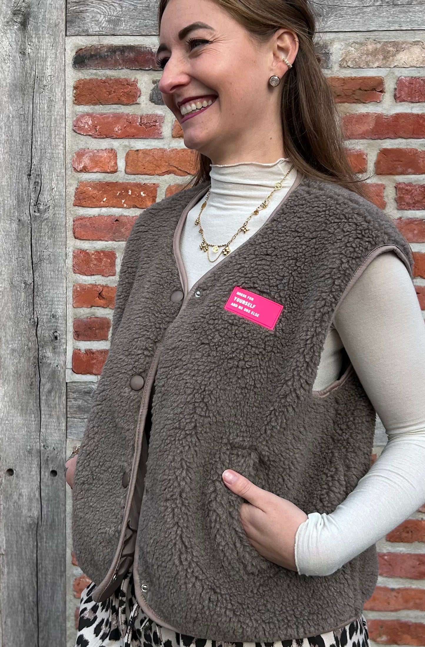 Wild Cozy Weste Braun