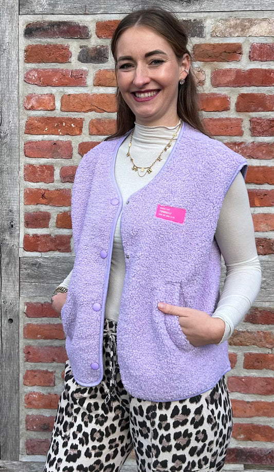 Wild Cozy Weste Flieder