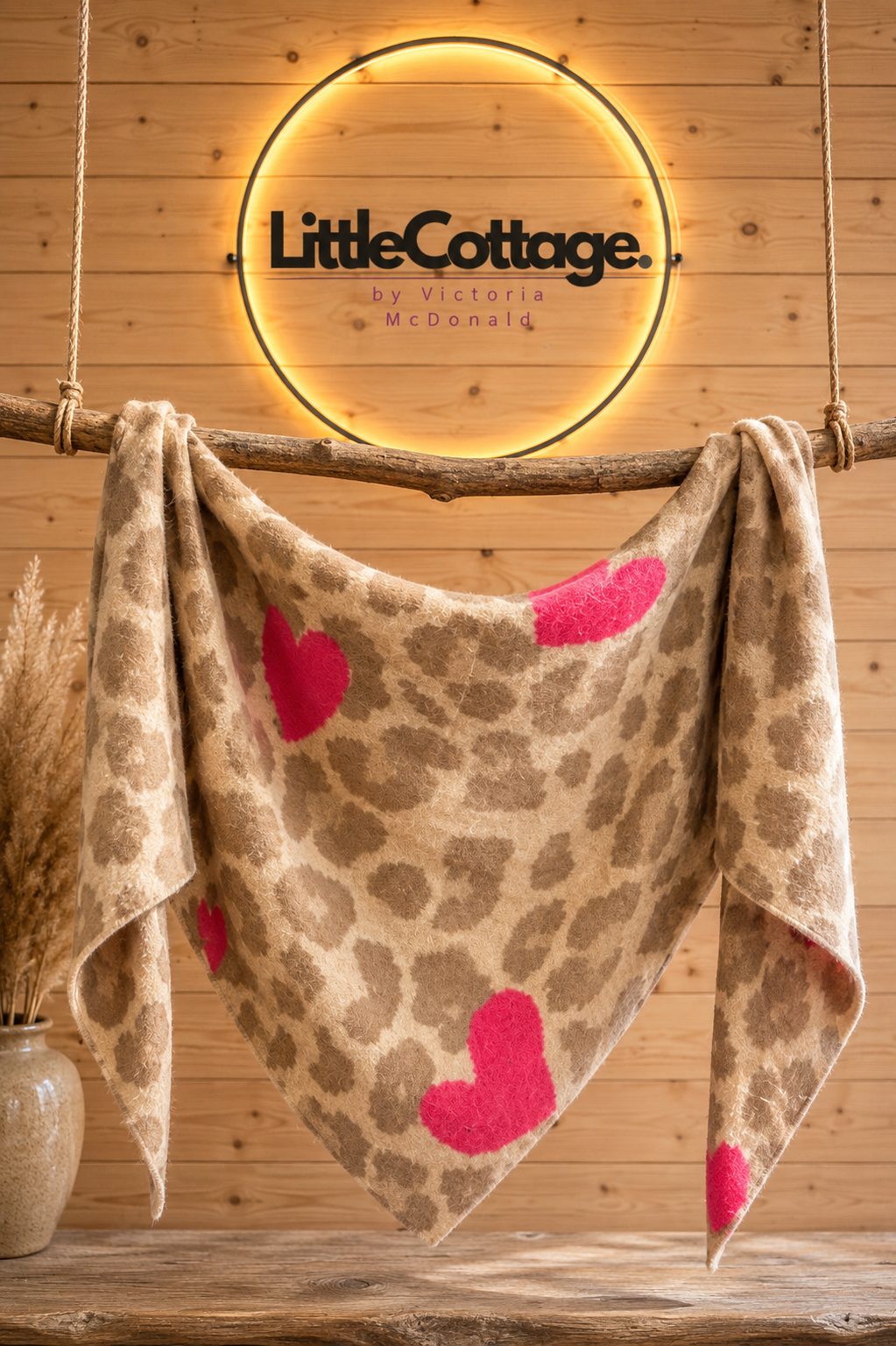 Dreieckstuch Amour Beige